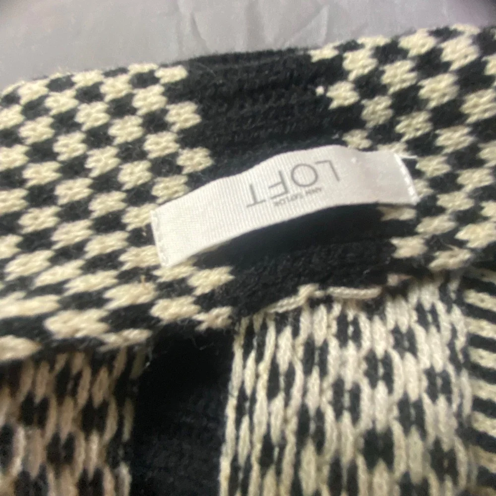 LOFT Black White Striped Fringe Knit Scarf Soft Winter Wrap Shawl Women's